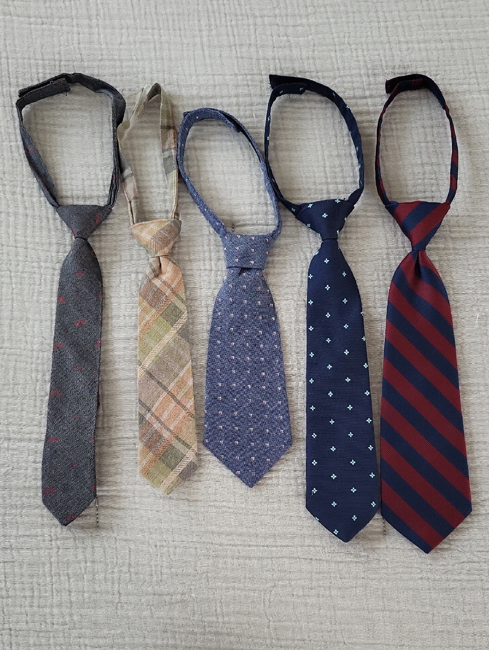 Lot of 5 Baby Toddler Velcro Neck Ties